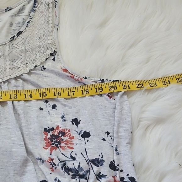 Maurices Floral Lace Trim Women's Tank Top NWT - Picture 14 of 14